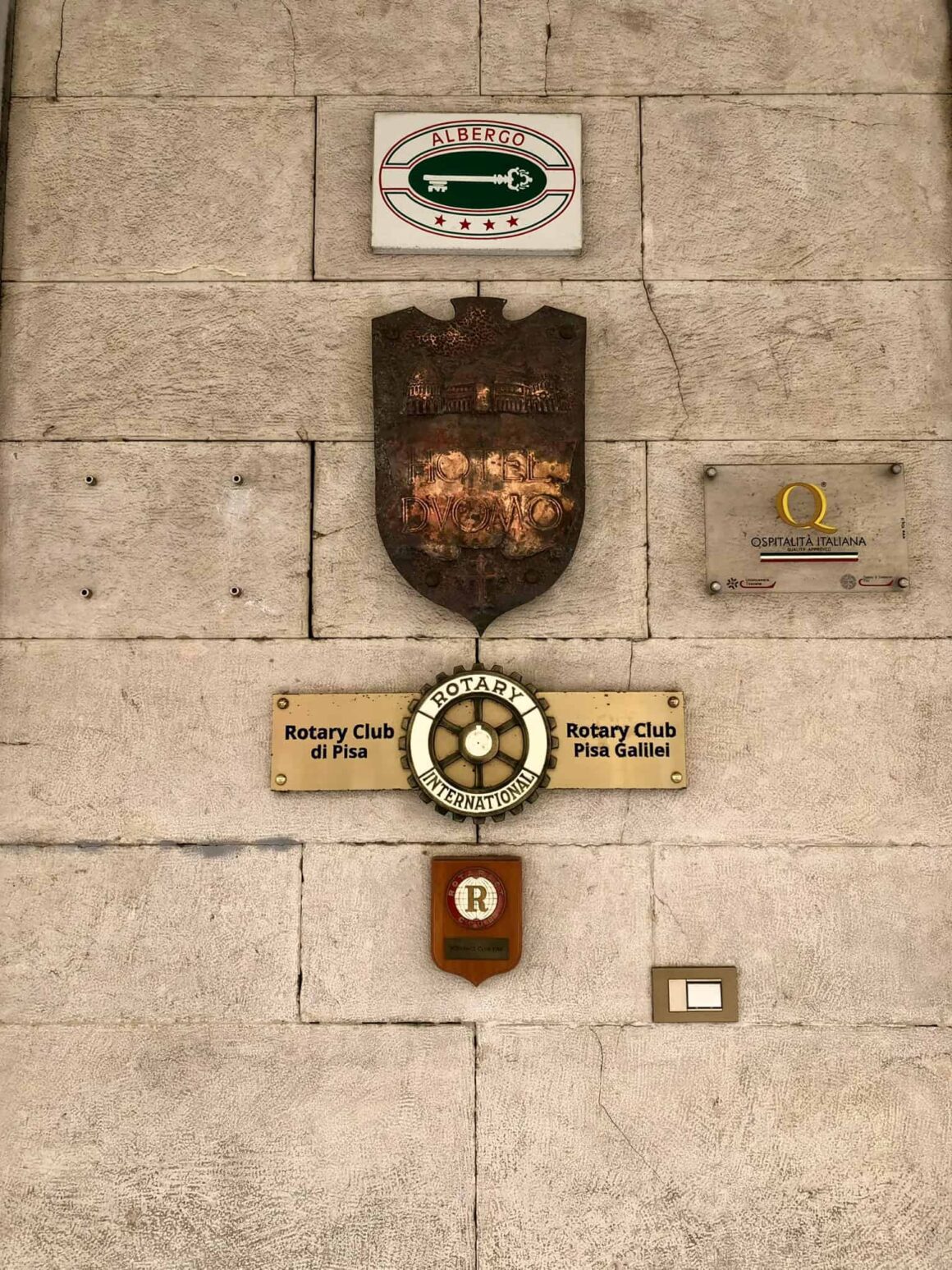 Rotary Club Pisa Galilei plaque in the centre of Pisa — Rotary has clubs in almost every country in the world